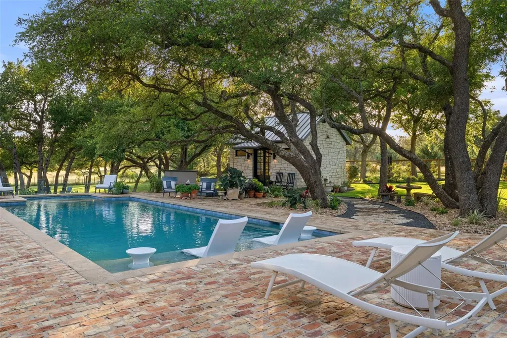 599 Dario Drive Dripping Springs TX 78620
