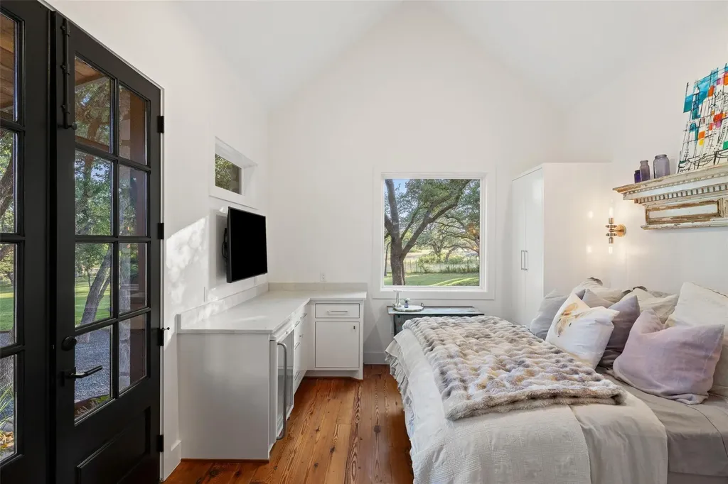 599 Dario Drive Dripping Springs TX 78620