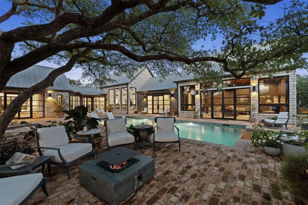 599 Dario Drive Dripping Springs TX 78620