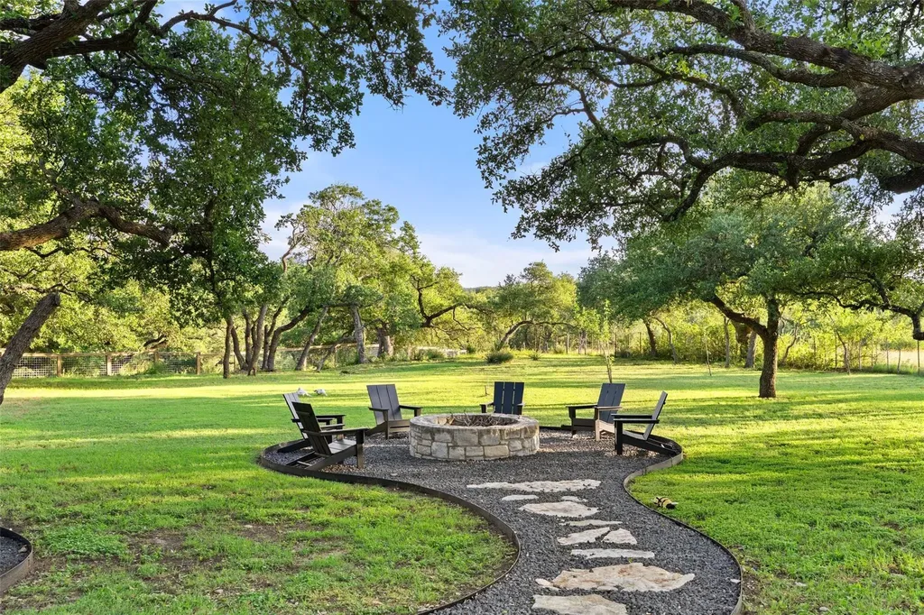 599 Dario Drive Dripping Springs TX 78620