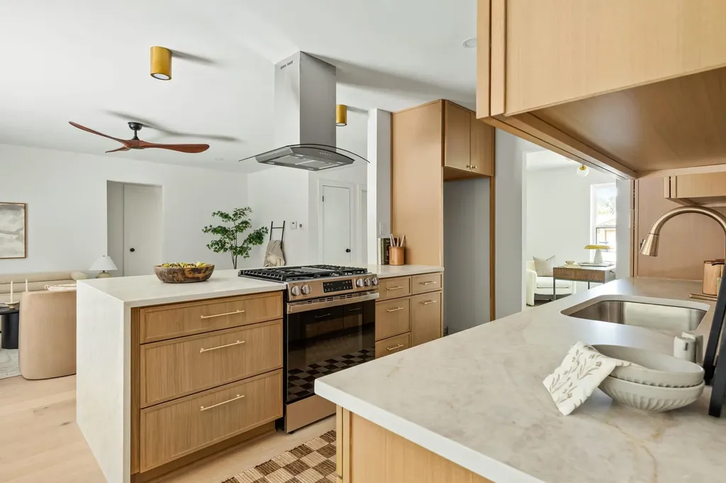 2605 Edenwood Drive Austin TX 78745