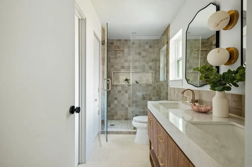 2605 Edenwood Drive Austin TX 78745