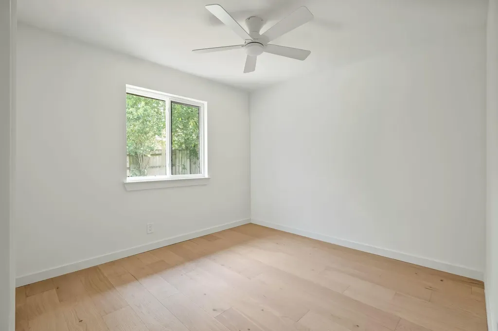 2605 Edenwood Drive Austin TX 78745