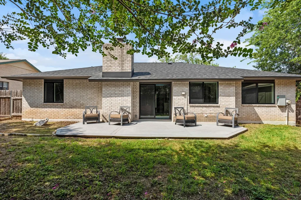2605 Edenwood Drive Austin TX 78745