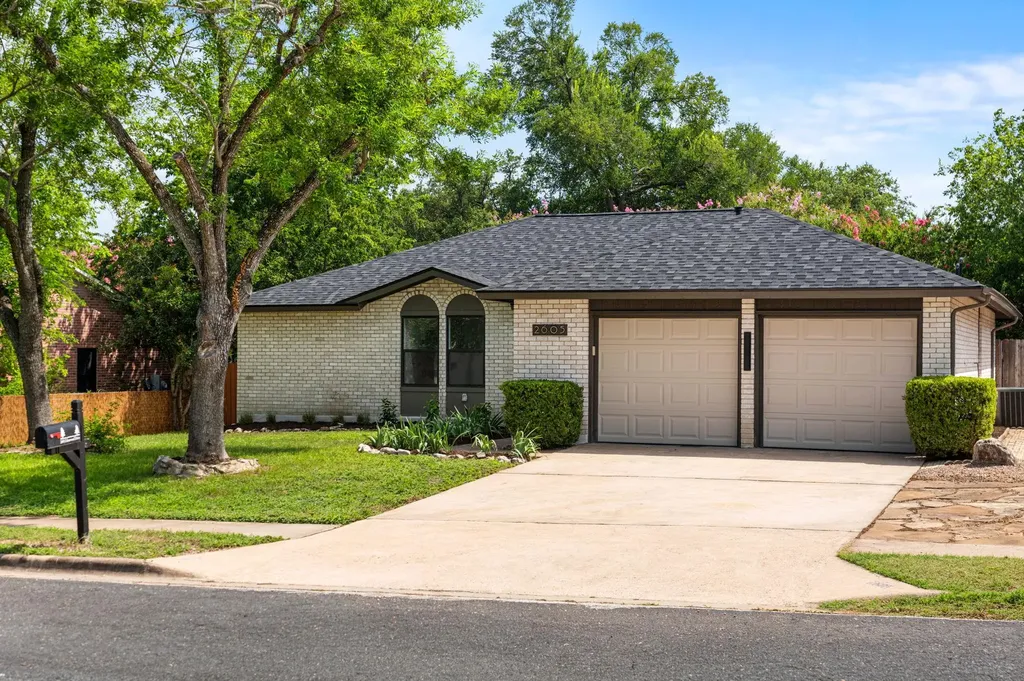 2605 Edenwood Drive Austin TX 78745