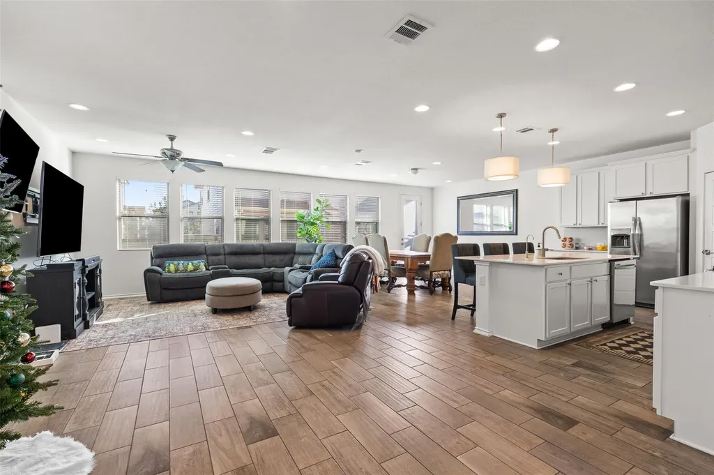 9107 Moonstone Drive Austin TX 78729