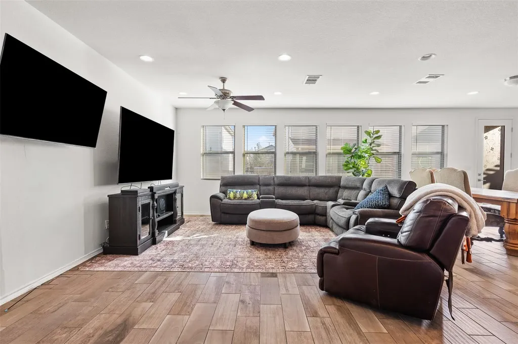 9107 Moonstone Drive Austin TX 78729