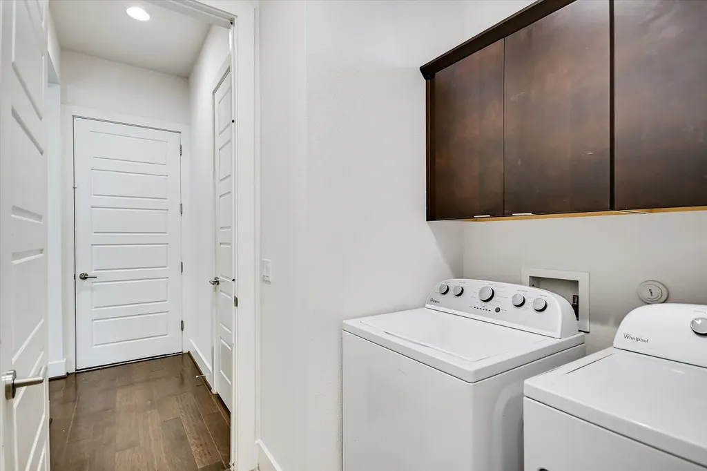 2807 Del Curto Road Austin TX 78704