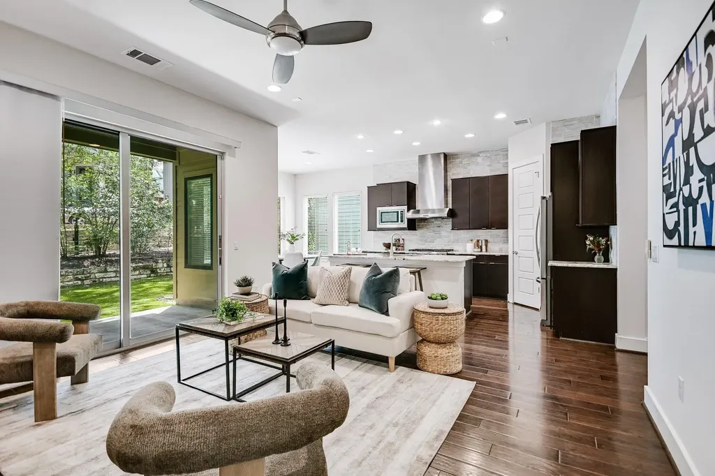 2807 Del Curto Road Austin TX 78704