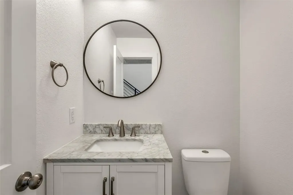 12312 Yarmont Way Austin TX 78753