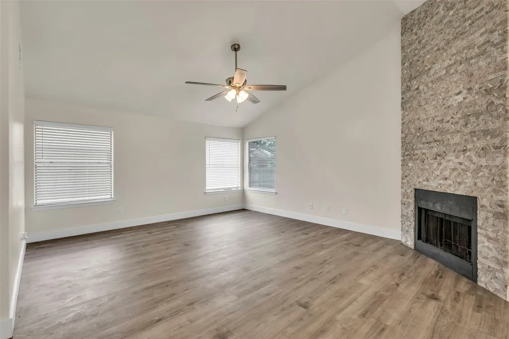 12312 Yarmont Way Austin TX 78753