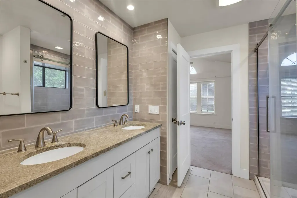 12312 Yarmont Way Austin TX 78753