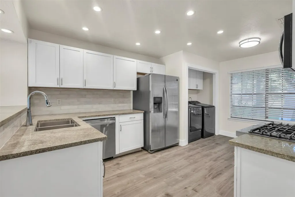 12312 Yarmont Way Austin TX 78753