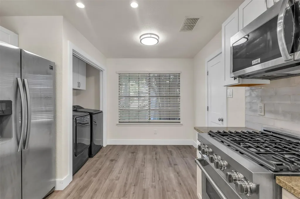 12312 Yarmont Way Austin TX 78753