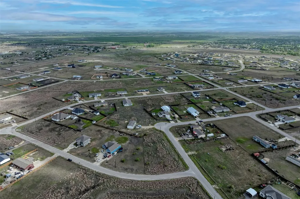 256 Bianca Circle Del Valle TX 78617
