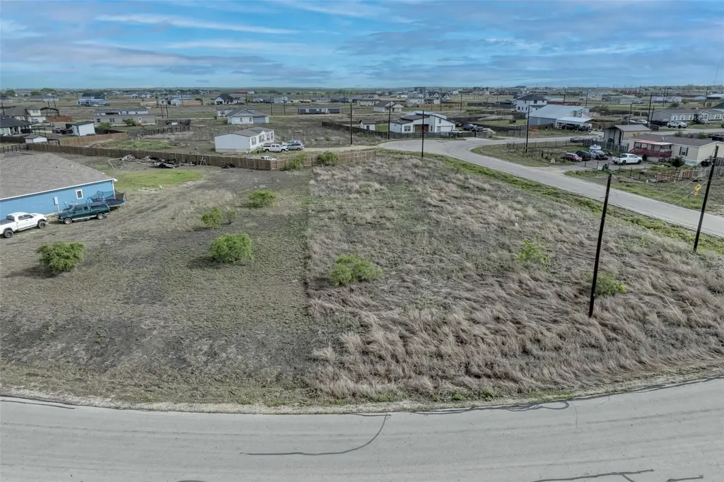 256 Bianca Circle Del Valle TX 78617