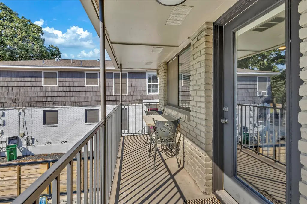 1307 Norwalk Lane Austin TX 78703