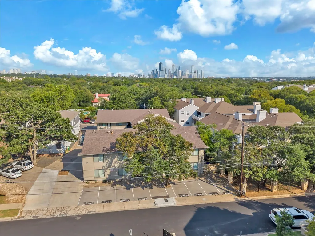1307 Norwalk Lane Austin TX 78703