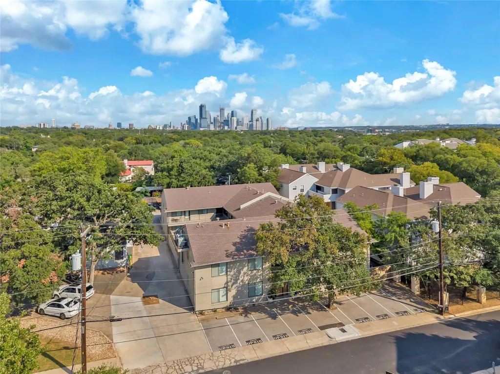 1307 Norwalk Lane Austin TX 78703