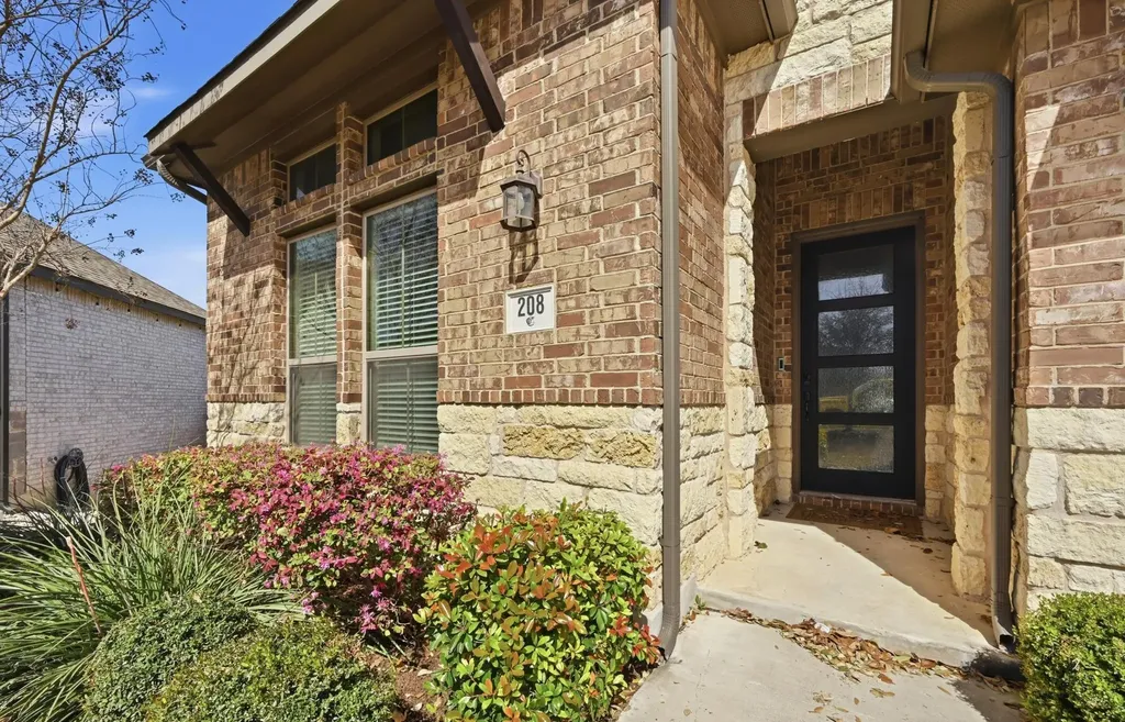 208 W Branch Road Kyle TX 78640