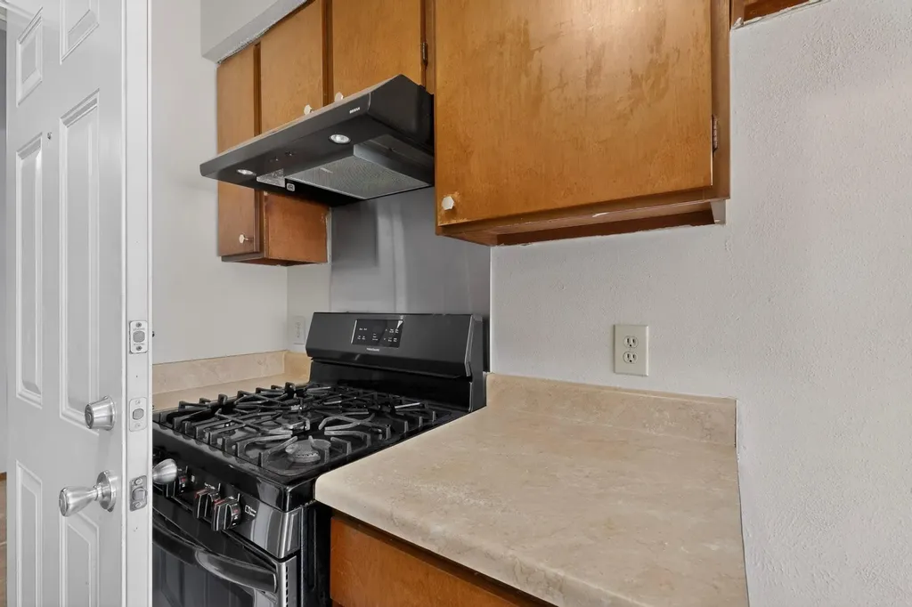 2404 Aldford Drive Austin TX 78745