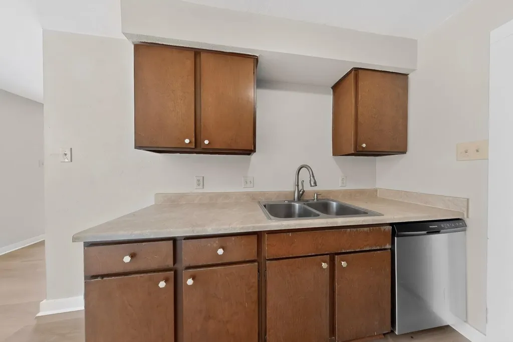 2404 Aldford Drive Austin TX 78745