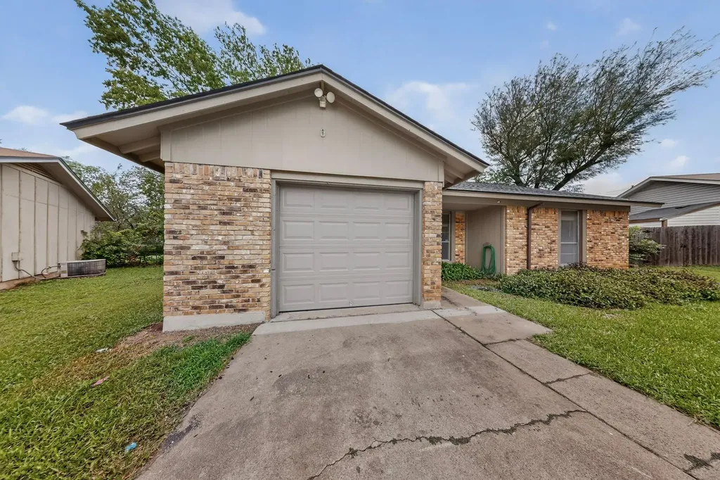 2404 Aldford Drive Austin TX 78745