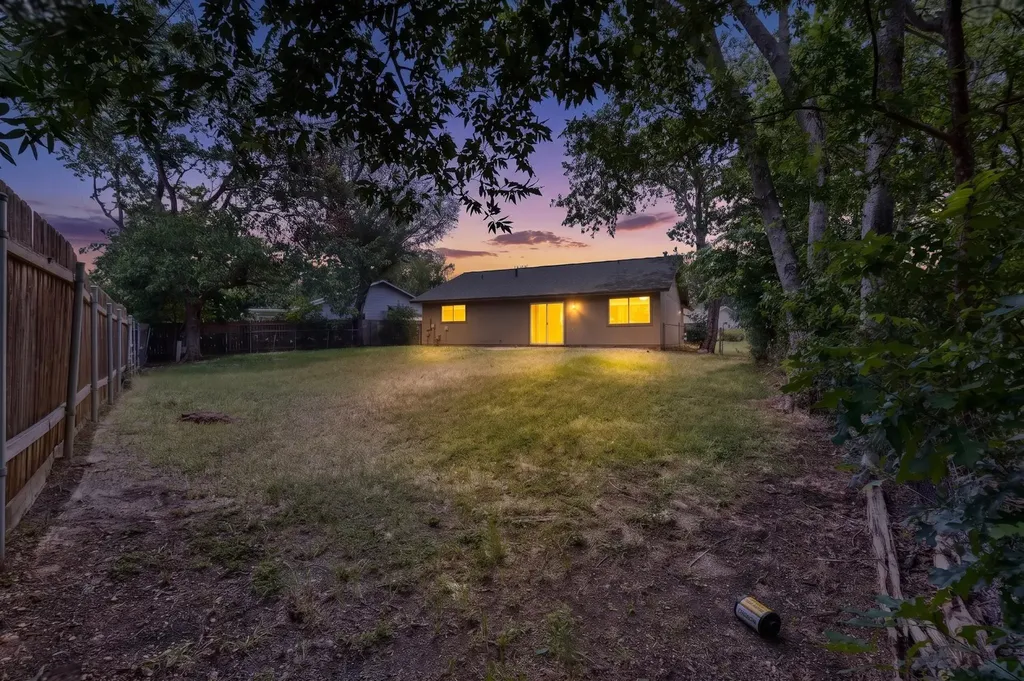 2404 Aldford Drive Austin TX 78745