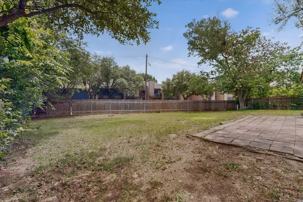 2404 Aldford Drive Austin TX 78745