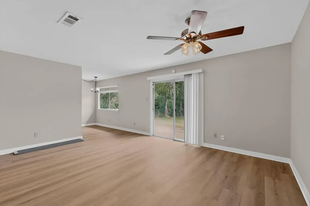 2404 Aldford Drive Austin TX 78745