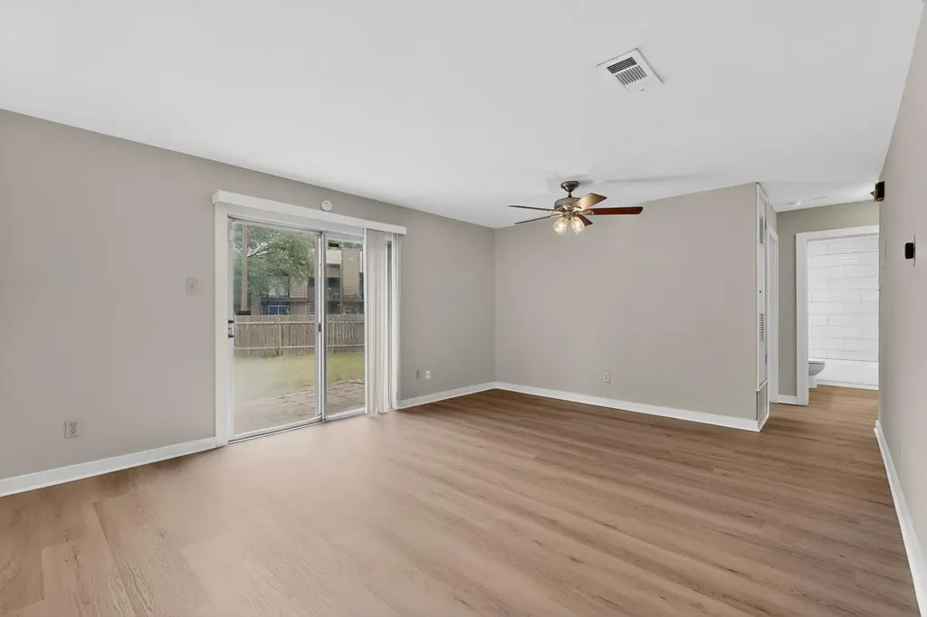 2404 Aldford Drive Austin TX 78745