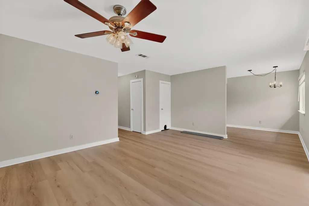 2404 Aldford Drive Austin TX 78745