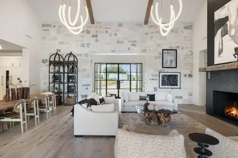 27031 Haynie Flat Road Spicewood TX 78669