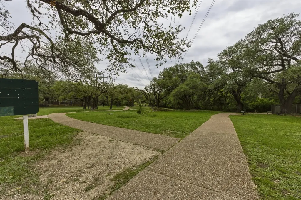 11821 Bittern Hollow Austin TX 78758