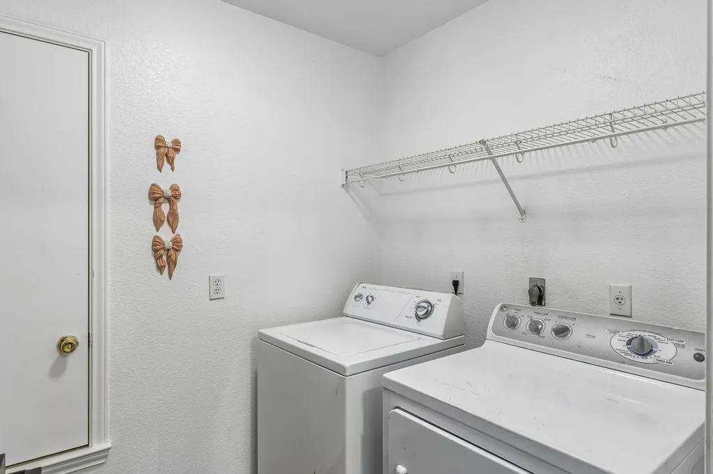 6804 Gabion Drive Austin TX 78749