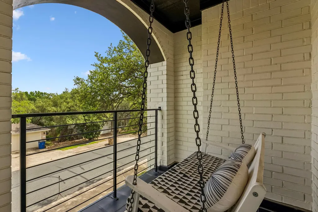 6804 Gabion Drive Austin TX 78749