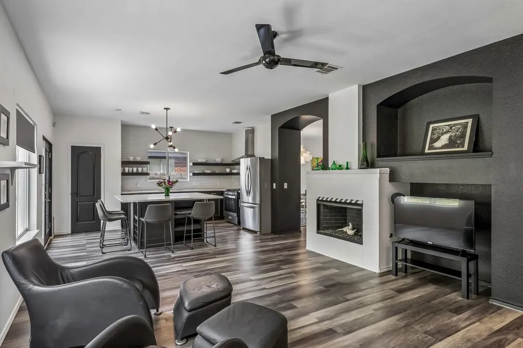 6804 Gabion Drive Austin TX 78749