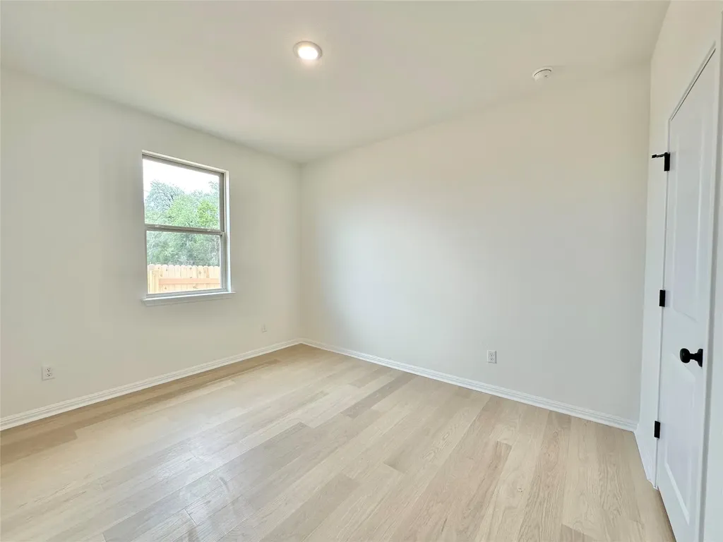 436 Treadwell Lane Kyle TX 78640