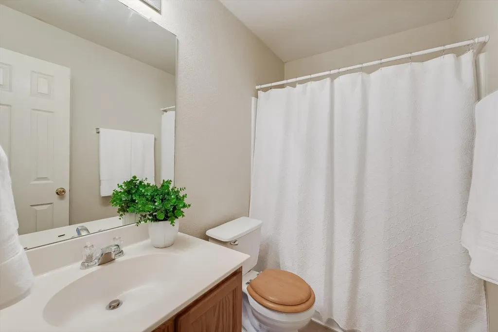 93 Verde Ranch Loop Leander TX 78641