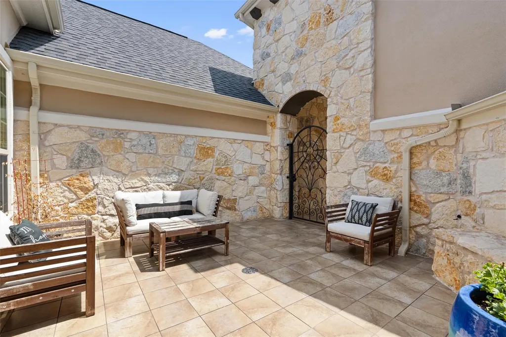 2700 War Wagon Way Leander TX 78641