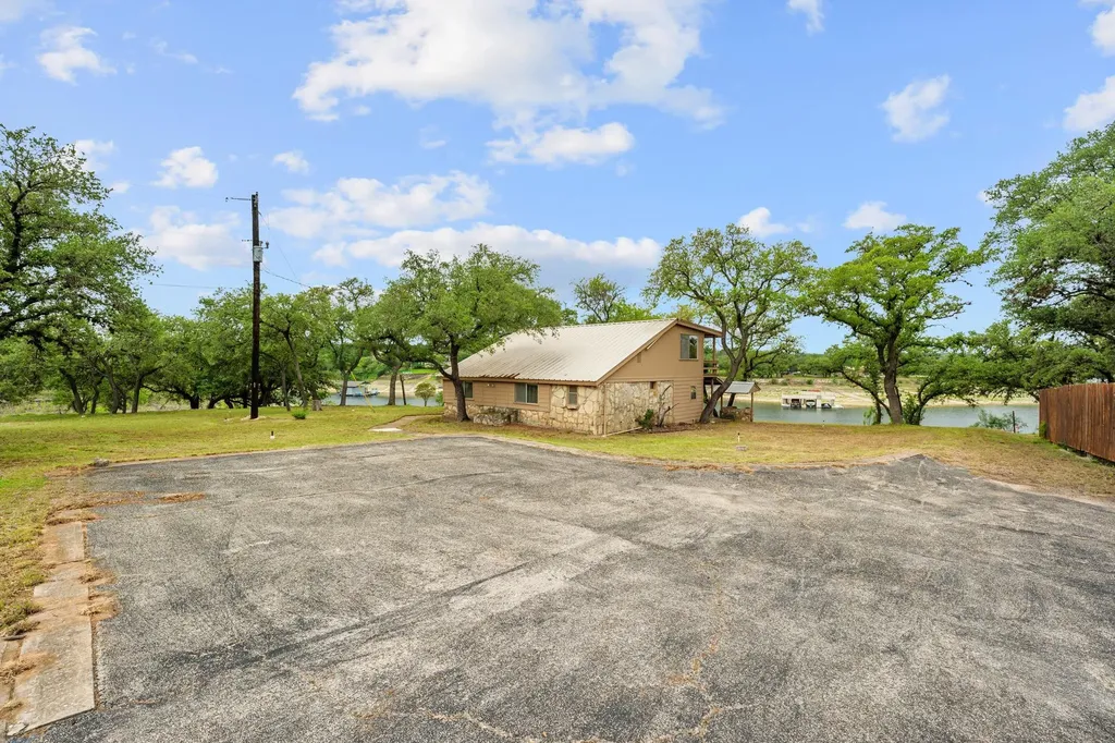 1106 Hurst Hollow Austin TX 78734