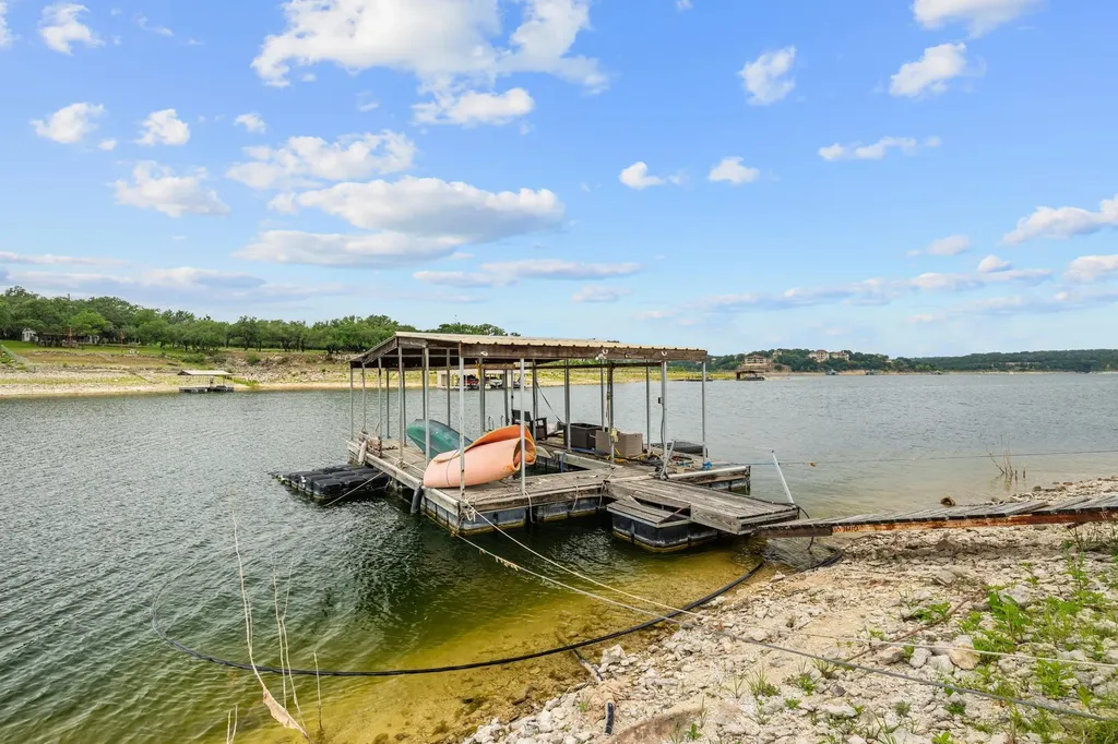 1106 Hurst Hollow Austin TX 78734