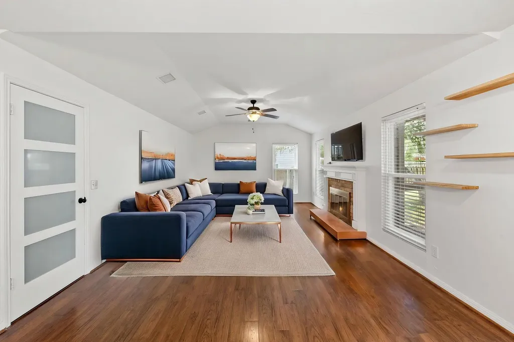 11202 Holster Court Austin TX 78748