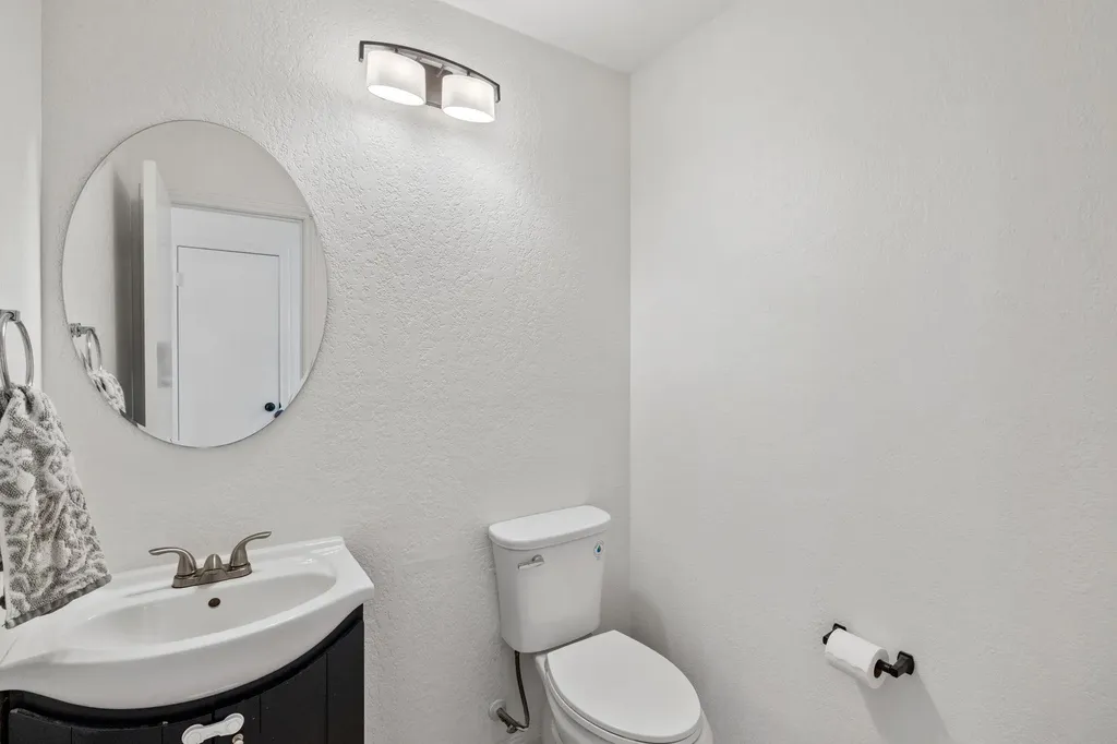 11202 Holster Court Austin TX 78748