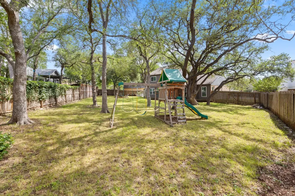 11202 Holster Court Austin TX 78748