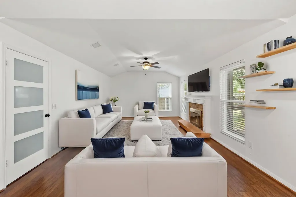 11202 Holster Court Austin TX 78748