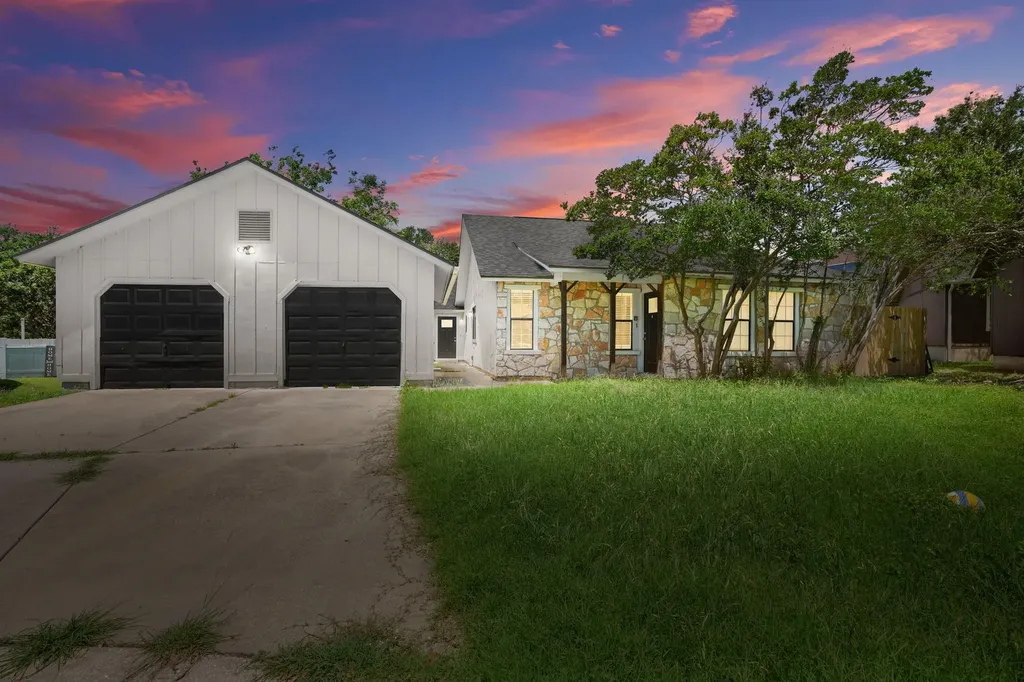 1606 Dale Cove Round Rock TX 78664
