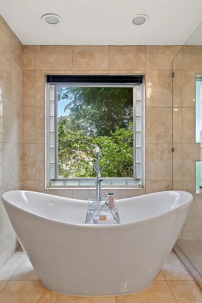 13902 Panorama Drive Austin TX 78732