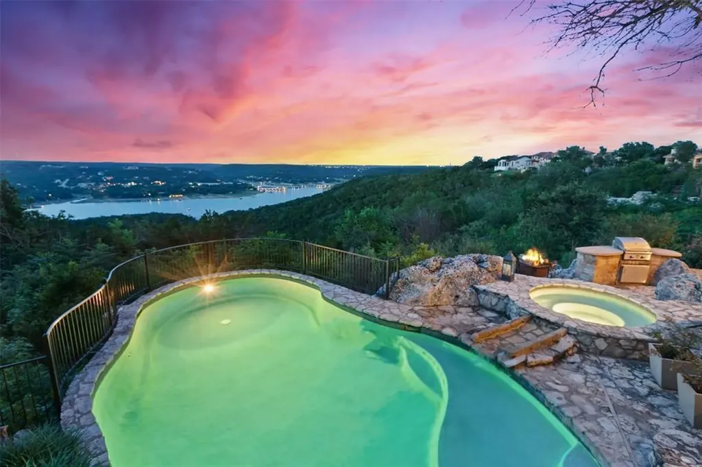 13902 Panorama Drive Austin TX 78732