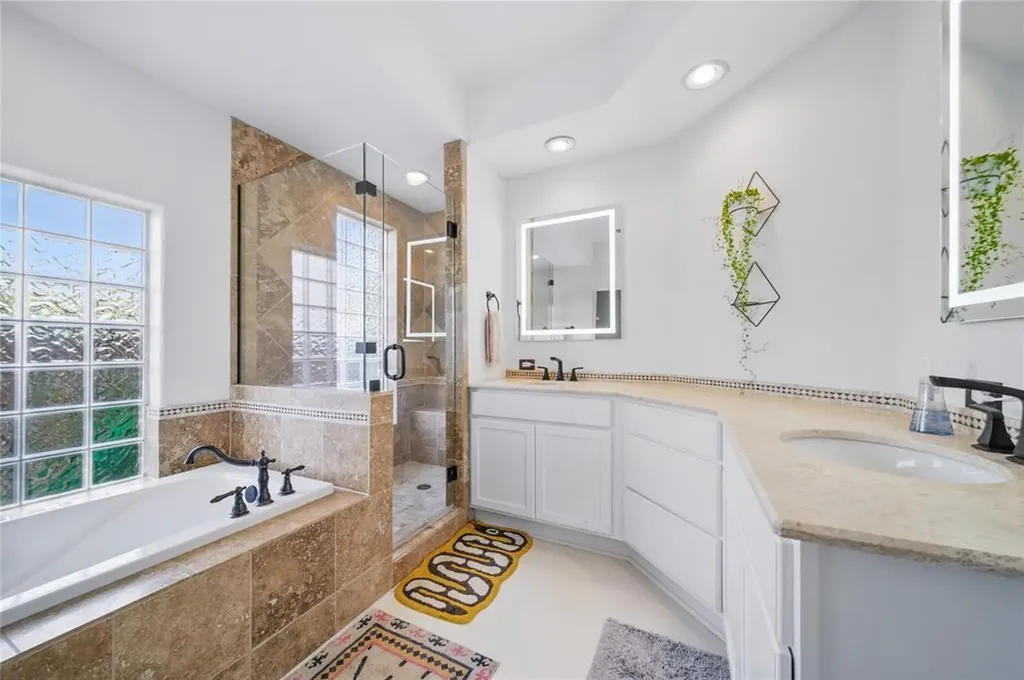 13902 Panorama Drive Austin TX 78732